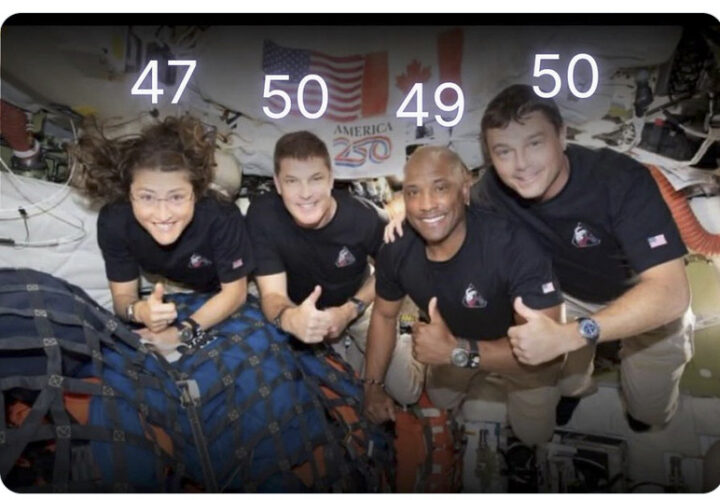 Crew ages Artemis II